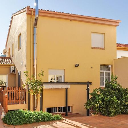 Cozy Home In Olivares With Outdoor Swimming Pool エクステリア 写真