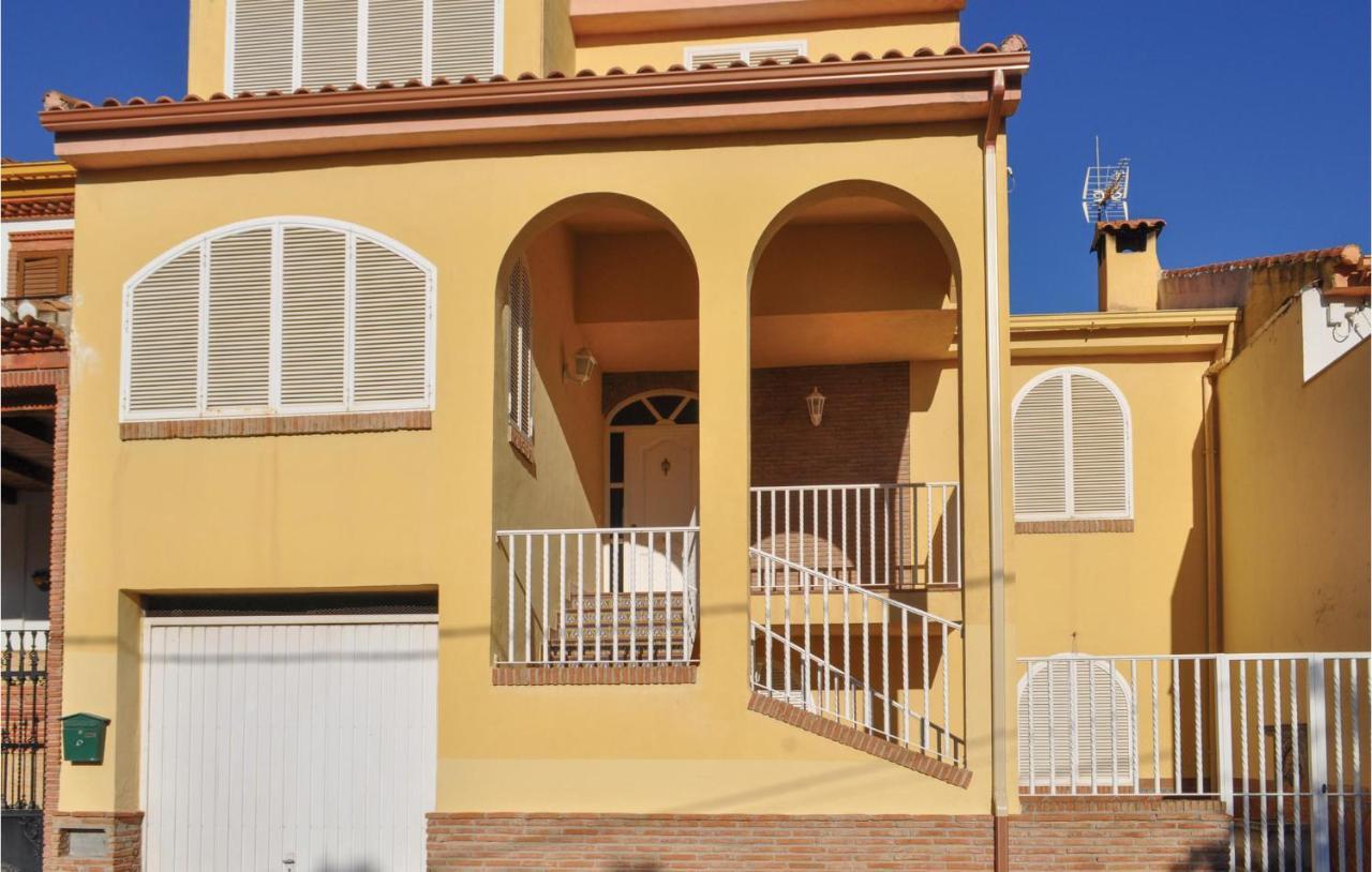 Cozy Home In Olivares With Outdoor Swimming Pool エクステリア 写真